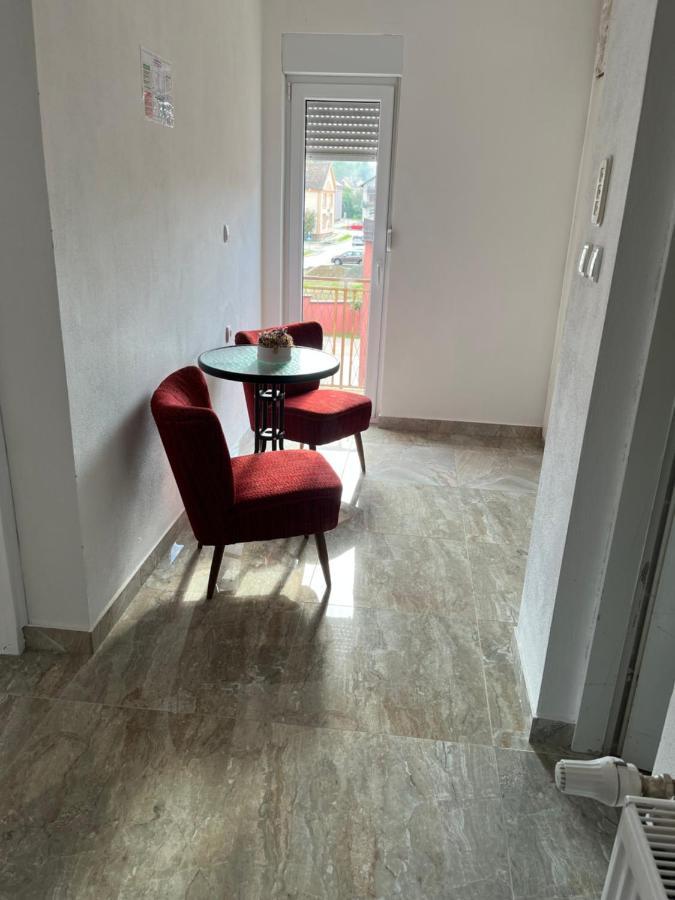 Opg - Zm Apartmani Martinovic Novska Dış mekan fotoğraf